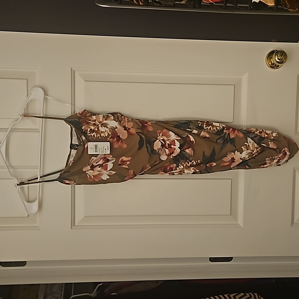Windsor ruched dress; size medium; just above the knee; tight